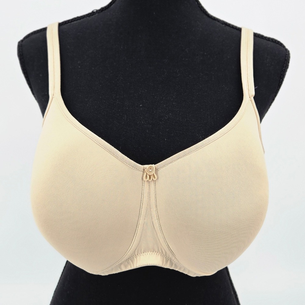 Amoena Mara Wireless Pocketed Mastectomy Bra Sand Nude 40D Minimalist Comfort